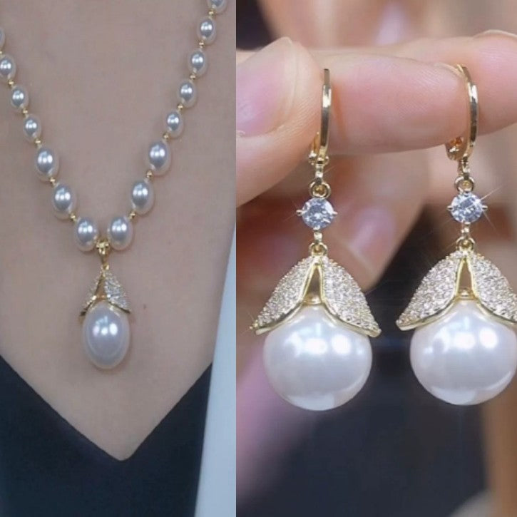 🔥【Χαμηλή τιμή για περιορισμένο χρονικό διάστημα】Τα νέα φθινοπωρινά και χειμερινά στυλ μπορούν να συνδυαστούν με μενταγιόν και σκουλαρίκια από μαργαριτάρια