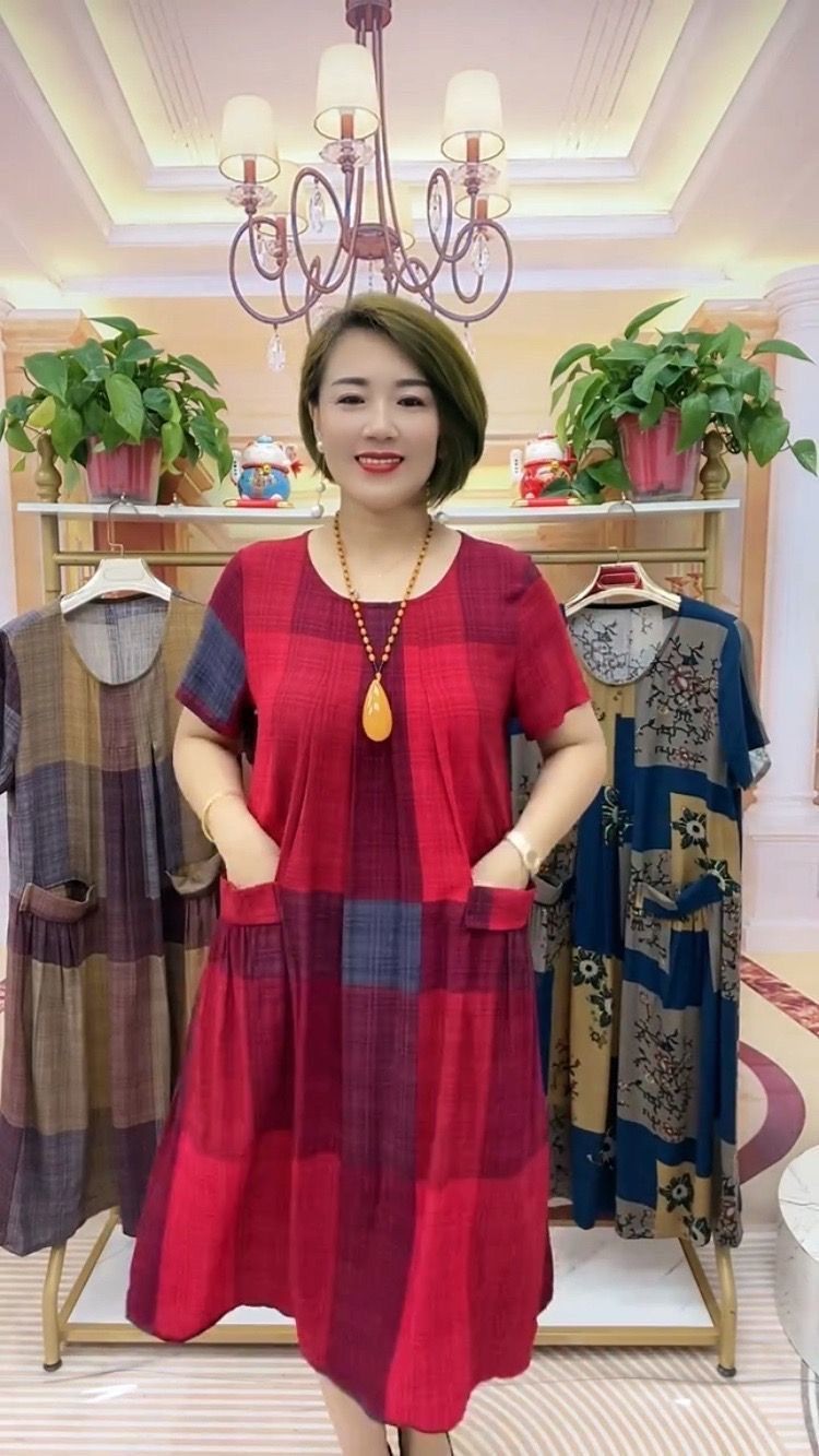 [50-100kg] 2025 καρό φόρεμα για τους μετακινούμενους άνετο μοντέρνο ευρύ φόρεμα για τη μαμά